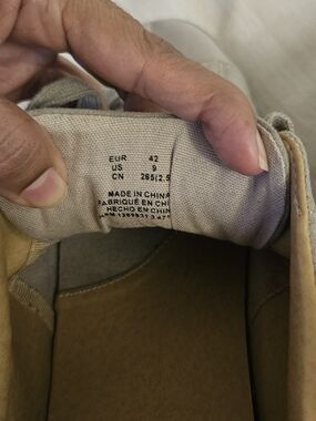 H&M Men's Athletic Sneakers in Tan and Gray Fabric